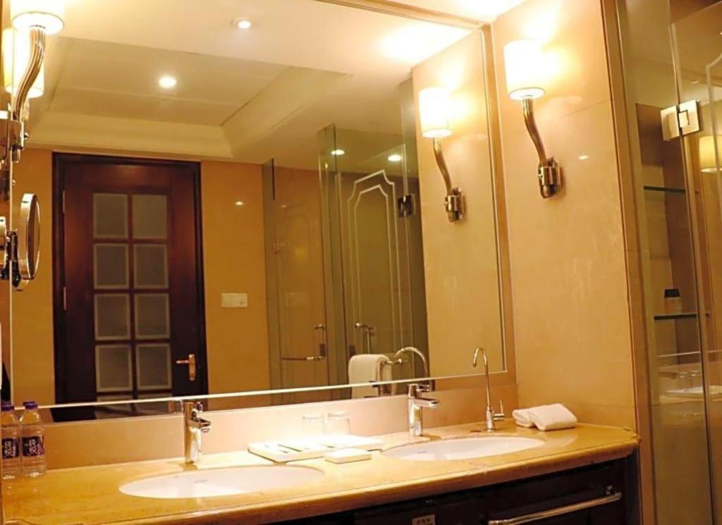 แกรนด์ นิว เซ็นจูรี โฮเต็ล-กุ้ยหลิน คาแนล หังโจว Hotel หางโจว ภายนอก รูปภาพ